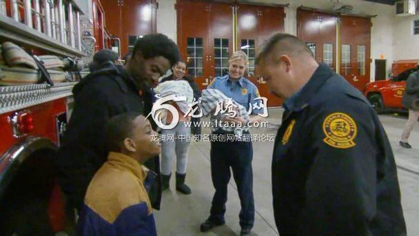 PHOTO: Captain Scott Stroup of the Dekalb County Fire Rescue Department meets with the family who he helped save from a burning apartment building. (ABC News)