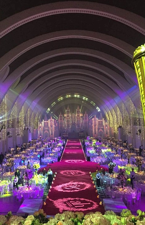 Venue: The wedding was complete with a ten-foot tall wedding cake, a holographic castle, a custom Dior gown and 2,000 guests