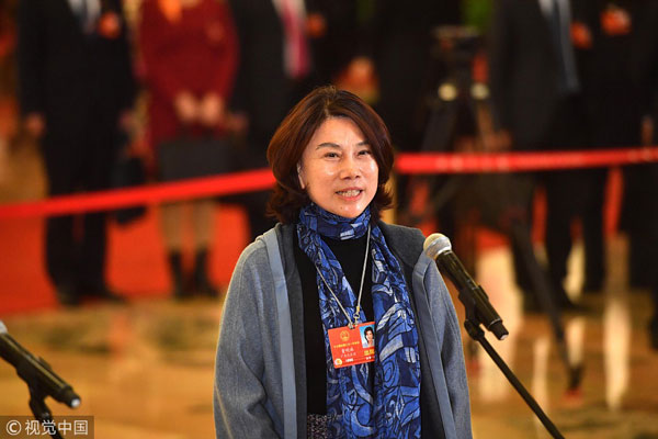 聚焦两会：马化腾、董明珠、雷军等企业大佬都说了啥?