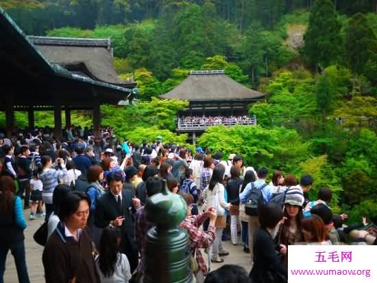 盘点旅游景点的理想与现实，看一次再也不想去