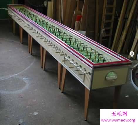 世界上最长的Foosball桌式足球