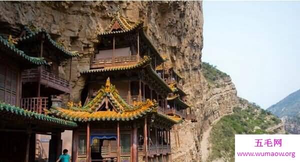 世界上最危险的寺庙，倒悬空寺建在悬崖上(离地50米)