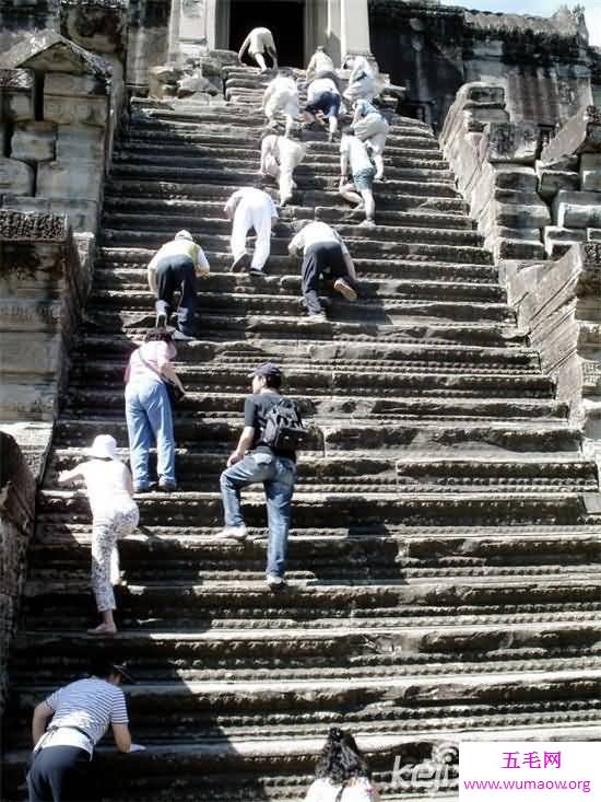 盘点十大世界最恐怖的景区阶梯，要爬着上去(图)