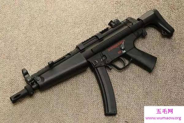 吃鸡必备最给力的武器——mp5冲锋枪你用过吗