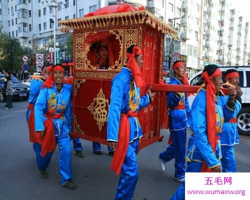 大花轿，风靡一时的歌曲，大街小巷都在传唱