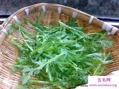 茼蒿菜怎样做好吃，对人的健康有什么帮助，应该搭配什么吃