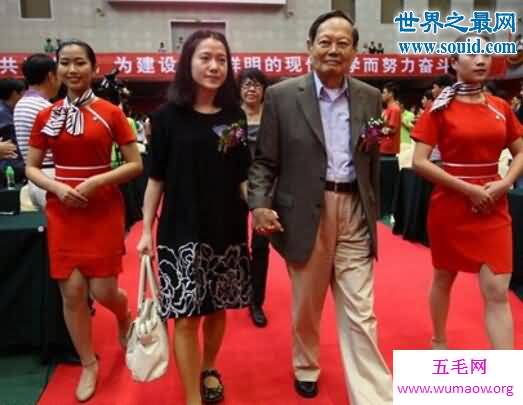 杨振宁和翁帆的真相，28岁翁帆嫁82岁的杨振宁