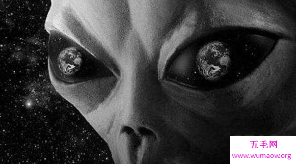 中国受到外星人警告，探月计划暂停(外星人多次造访)
