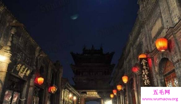 中国受到外星人警告，探月计划暂停(外星人多次造访)
