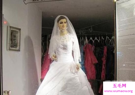 婚纱店模特竟然是店主女儿干尸，惊悚奇闻