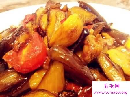 红烧茄子的做法——虽然只是一道素菜，但却胜过荤菜！