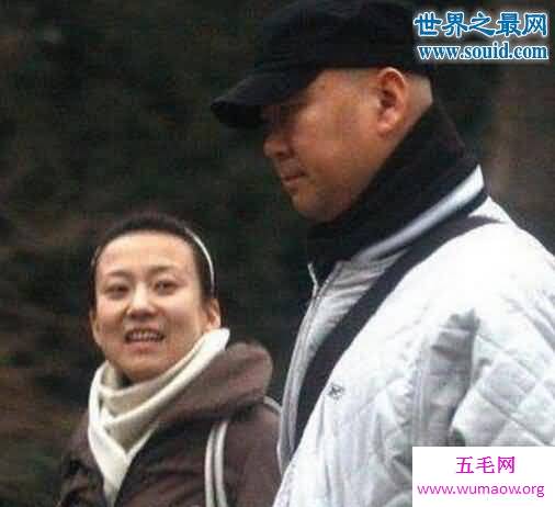 郭冬临的真实老婆照片，在春晚开后宫的男人