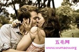 法式热吻技巧大分享，蠢蠢欲动燥起来！