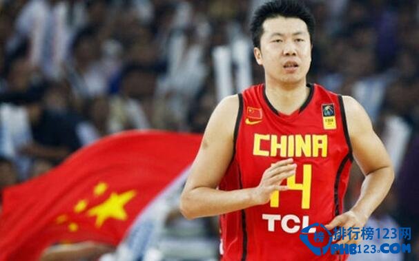 NBA赛场上十大亚洲球员排行榜，第一名居然是他！