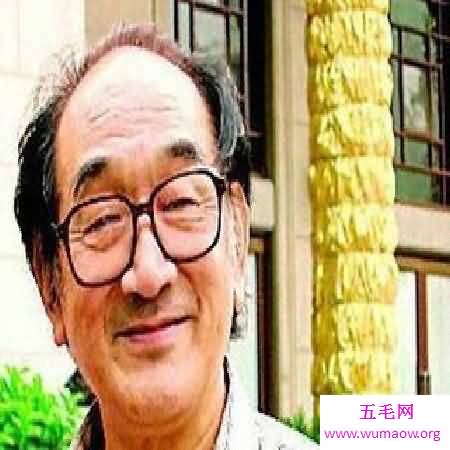  严顺开：央视春晚开山鼻祖