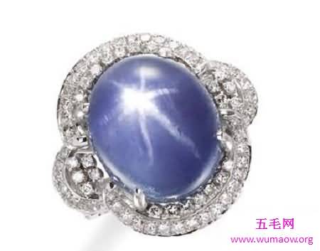 一颗世界上最大的星光蓝宝石被称为印度之星