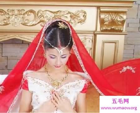养眼的新疆维吾尔族美女 你是不是会很喜欢呢