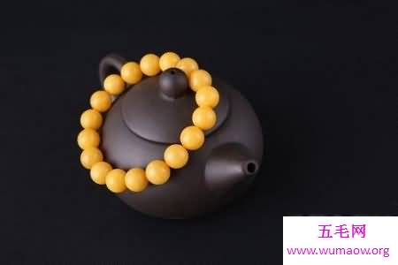 比较有收藏价值的文玩艺术品——蜜蜡多少钱一克？