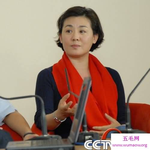 实力美国籍美女丛珊，不但气质委婉而且人气高