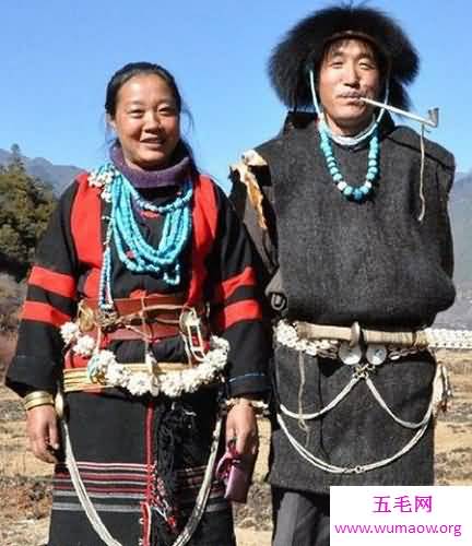 你简直不敢相信中国人口最少的民族竟然会真么少