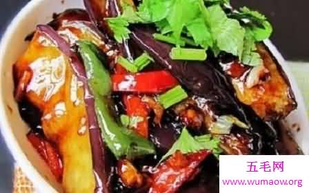 红烧茄子的做法——虽然只是一道素菜，但却胜过荤菜！