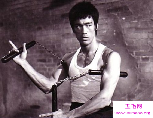 说别人是乌鸦嘴，用什么成语比较委婉————一语成谶