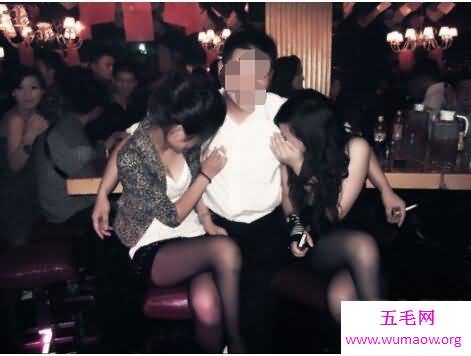 3p和双飞什么意思？双飞就是特指2女1男的性行为