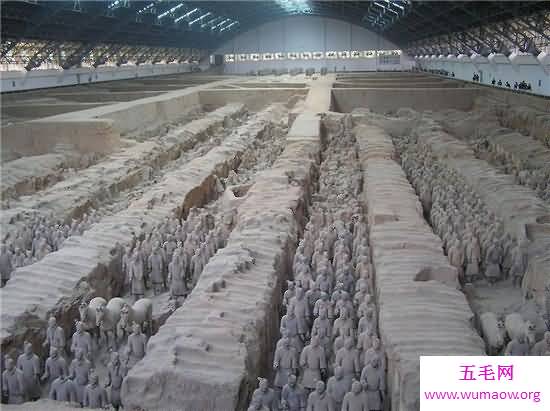 世界八大奇迹图片欣赏 其中秦陵兵马俑身处中国