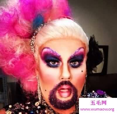 神奇的变装皇后 看了之后保证让你叹为观止