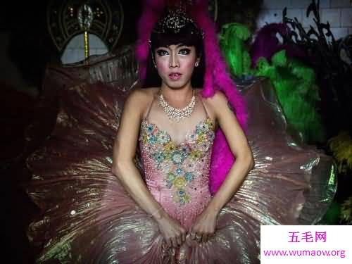神奇的变装皇后 看了之后保证让你叹为观止