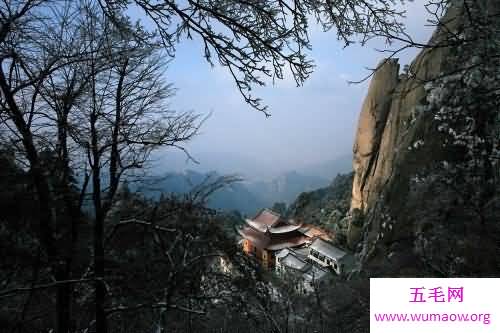 中国的四大佛教名山也是旅游圣地