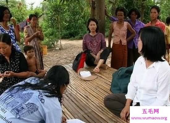 神秘柬埔寨女人村，没有男人的生活也很好（真的没有成年男性）