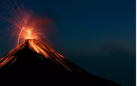 美国黄石公园超级火山短期内会不会爆发