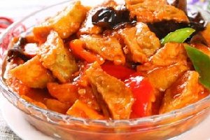 红烧茄子的做法——虽然只是一道素菜，但却胜过荤菜！