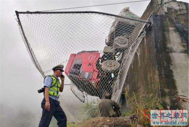 中国最危险的公路，眼在天堂，身在地狱，你去过吗？