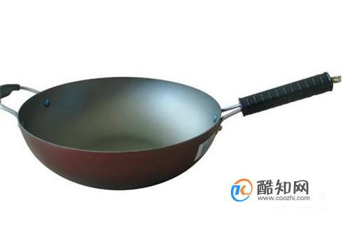 生铁锅开锅变不粘锅