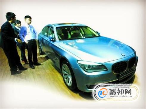 坐汽车时领导的座位怎么排