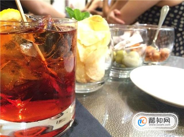 碳酸饮料为什么会溶解牙齿