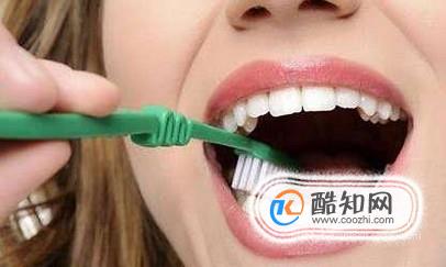 牙龈出血 刷牙的时候经常出血是怎么回事