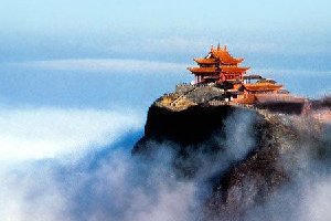 中国佛教四大寺庙分别在哪 每年香火最旺的地方推荐