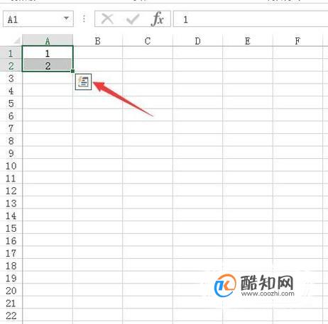 excle表格如何自动添加序号