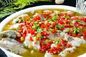 水煮鱼的做法：麻辣爽口，口感滑嫩，“麻上头辣过瘾”！