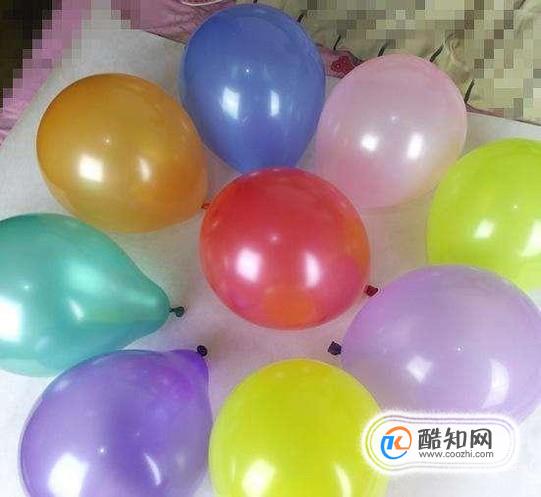 婚房气球怎么粘到房顶