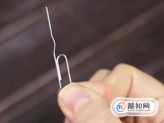 如何自制小螺丝刀