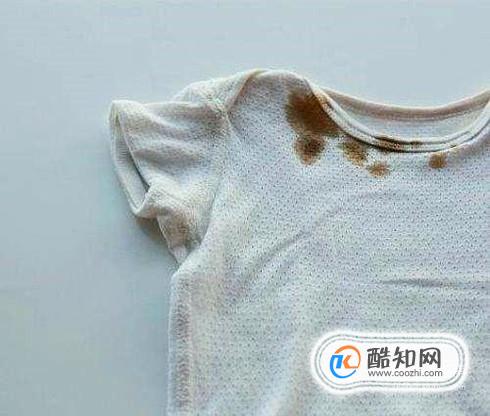 衣服油渍怎样清洗掉