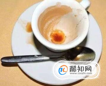 杯子里的茶渍怎么去除