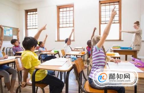 孩子在国外上学课堂上不喜欢举手发言怎么改善？