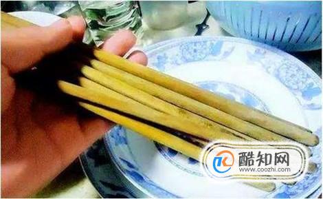 筷子发霉怎么弄干净（筷子发霉了怎么去除）