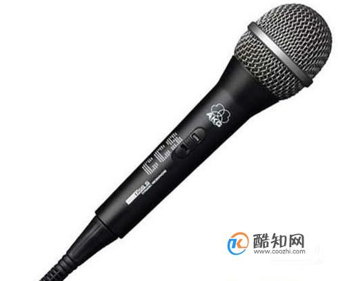正确的手握话筒姿势