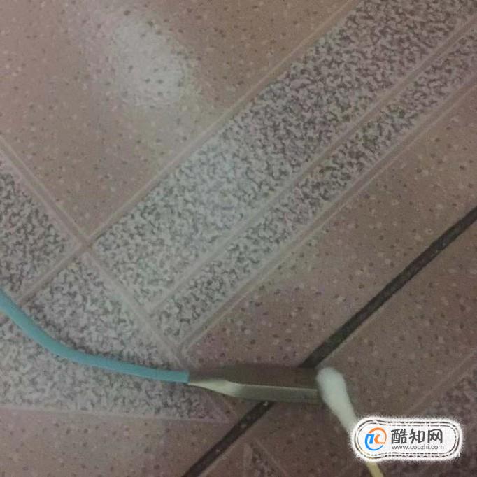 USB音箱插在电脑上没有声音怎么办？
